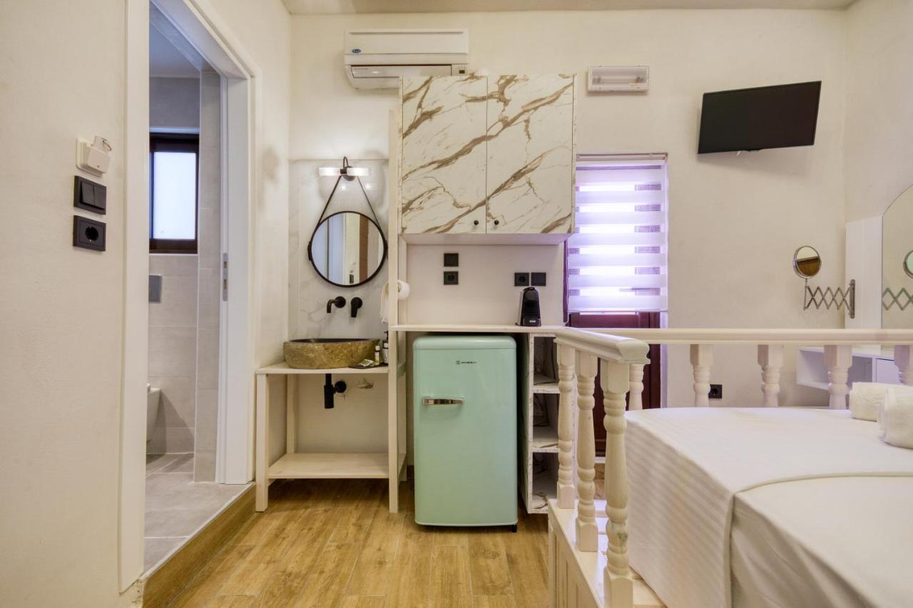 Bastion Luxury Medieval Accommodation Rhodes City Bagian luar foto